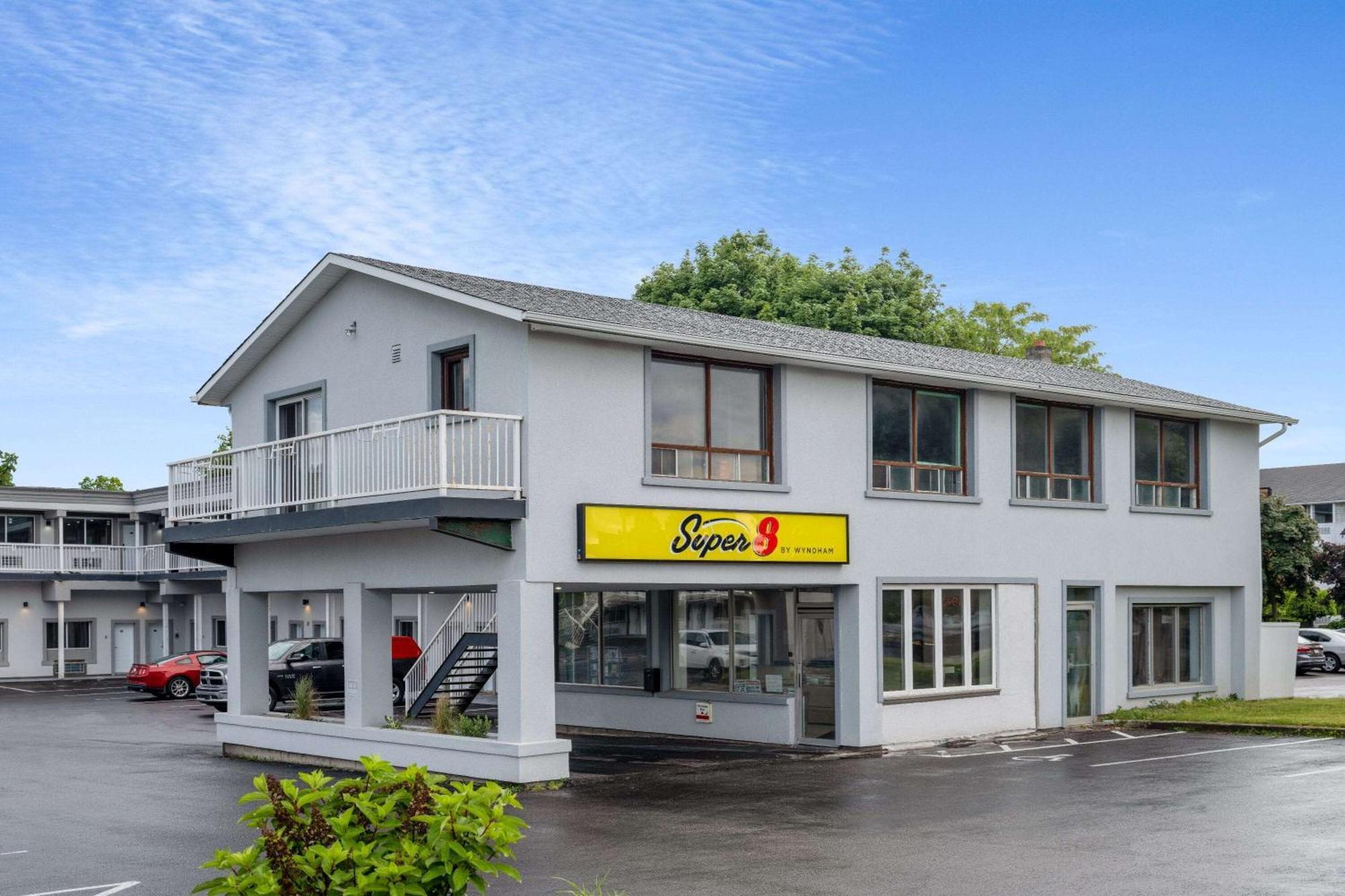 Super 8 By Wyndham Niagara Falls On Exteriör bild